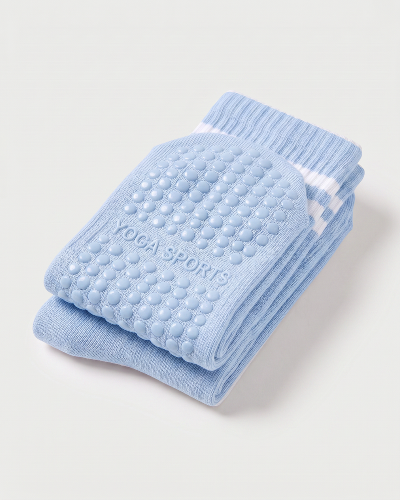 gravity grip socks – sky blue