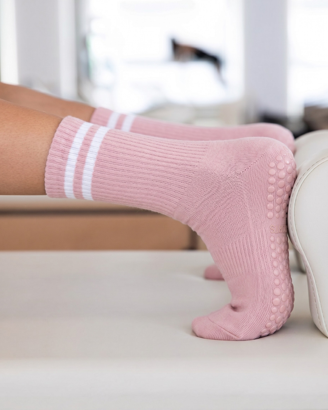 gravity grip socks – rosa confetto